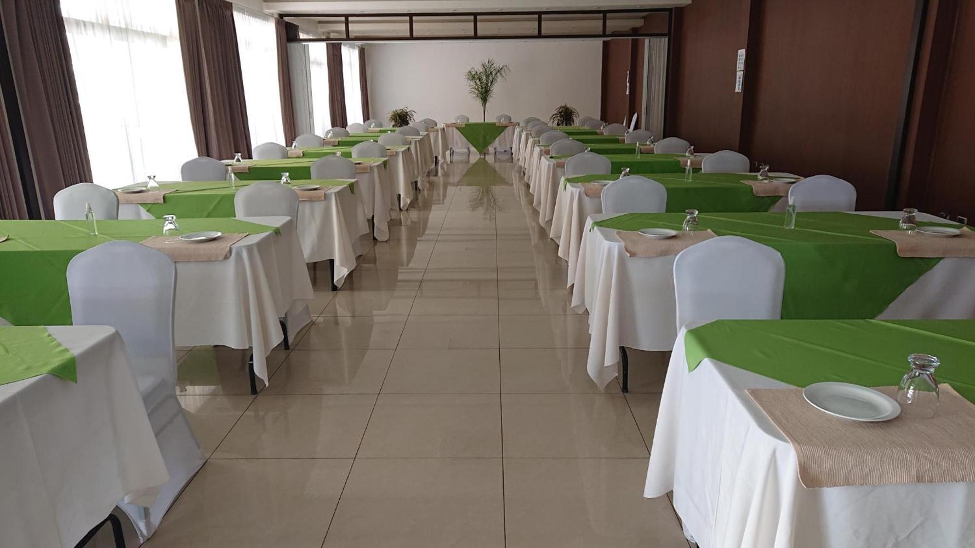 Hotel Y Restaurante El Guarco Cartago Ngoại thất bức ảnh