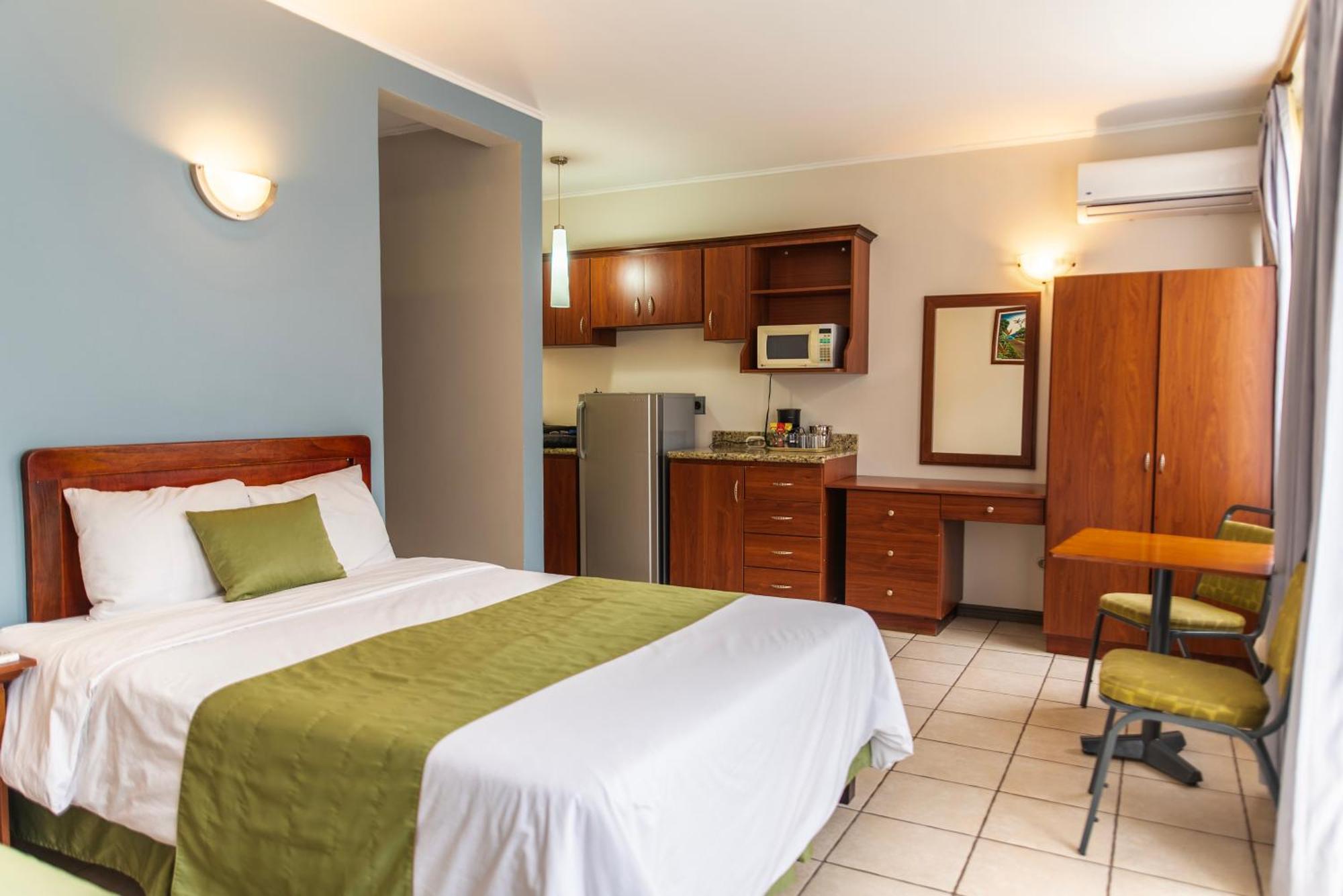 Hotel Y Restaurante El Guarco Cartago Ngoại thất bức ảnh