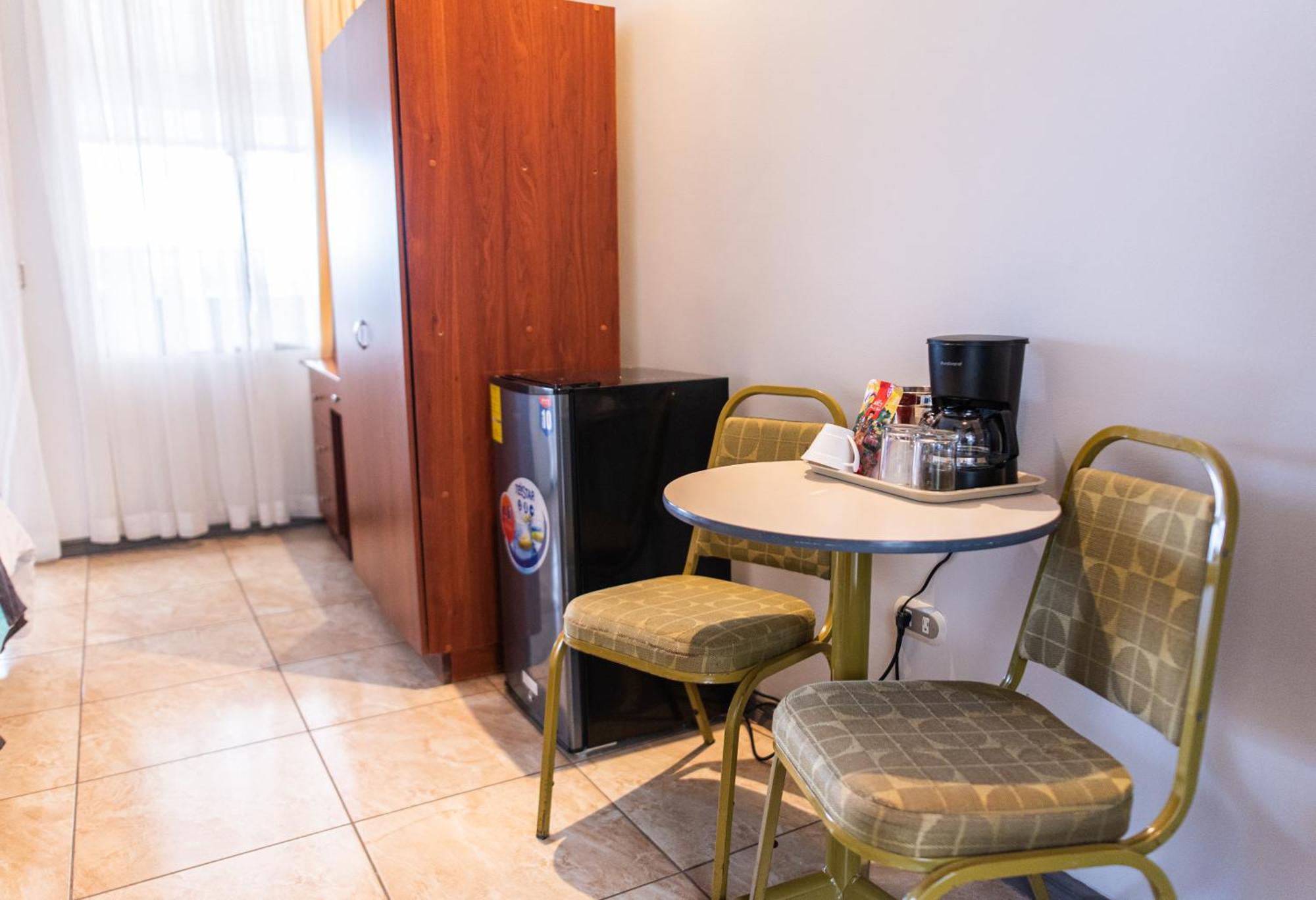 Hotel Y Restaurante El Guarco Cartago Ngoại thất bức ảnh