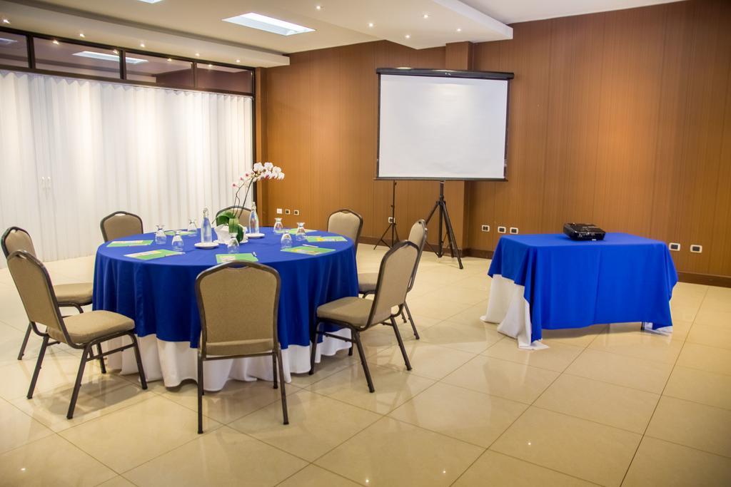 Hotel Y Restaurante El Guarco Cartago Ngoại thất bức ảnh