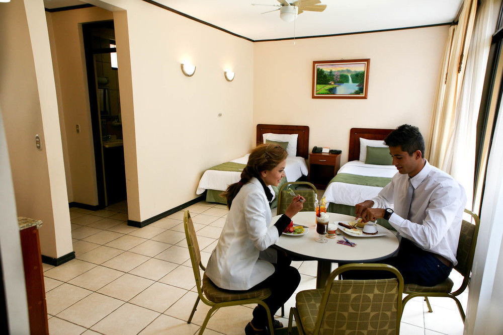 Hotel Y Restaurante El Guarco Cartago Ngoại thất bức ảnh