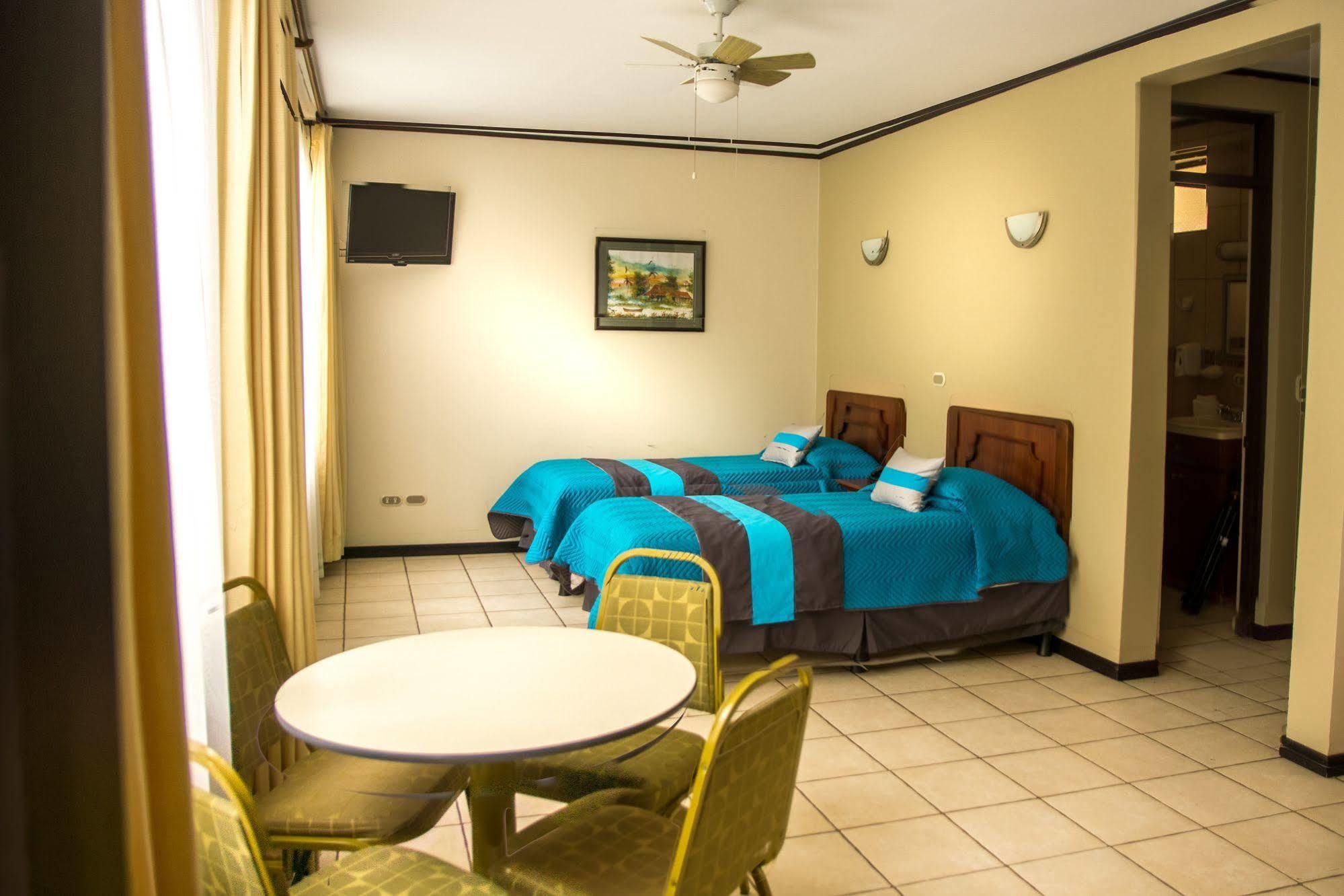 Hotel Y Restaurante El Guarco Cartago Ngoại thất bức ảnh