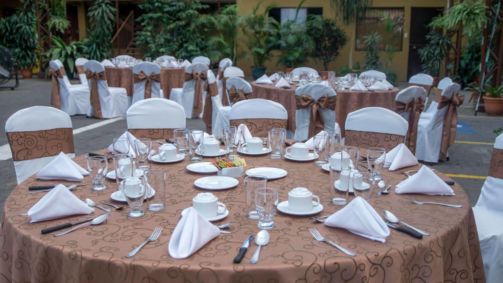 Hotel Y Restaurante El Guarco Cartago Ngoại thất bức ảnh